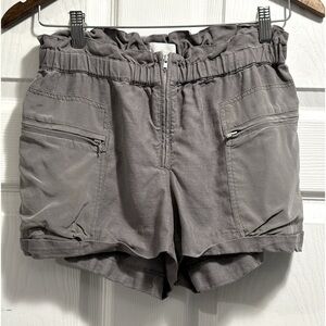 Aritzia Wilfred Paradis Paperbag Linen and Silk Pocket Shorts Gray Size 6
